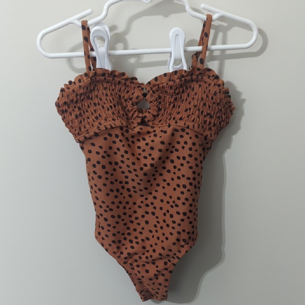 Old Navy Girls One Piece Cheetah Print Swimsuit